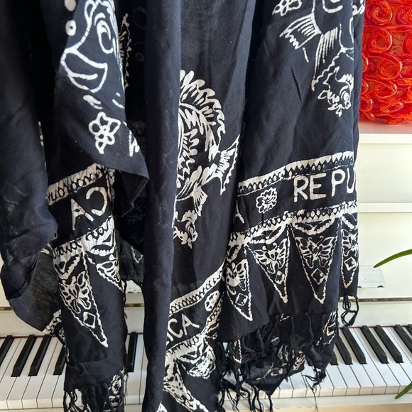 Black and White Women's Swim Sarong - Picture 6 of 15